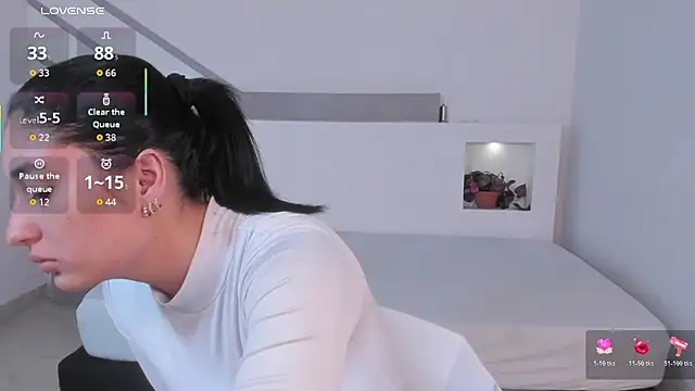 ScarlettWet9 online show from November 4, 2025, 11:09 am