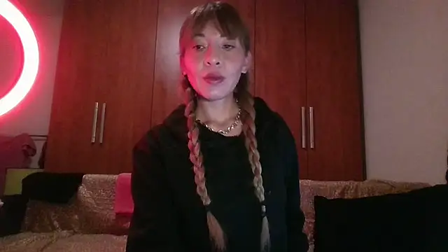 KarolinaReaper online show from October 23, 2025, 3:55 pm