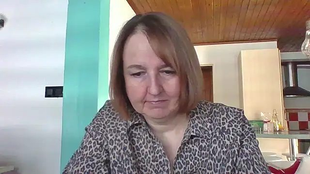 Snapshot of Sandcoq chatting on January 7, 2026, 11:01 am Sandcoq online show from January 7, 2026, 11:01 am