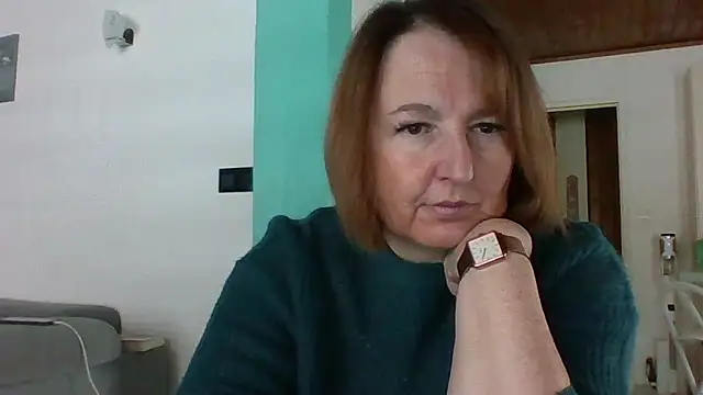 Snapshot of Sandcoq chatting on January 12, 2026, 8:52 am Sandcoq online show from January 12, 2026, 8:52 am