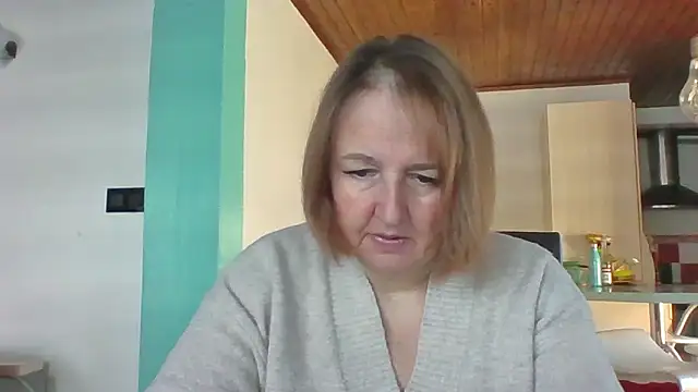 Snapshot of Sandcoq chatting on January 14, 2026, 9:15 am Sandcoq online show from January 14, 2026, 9:15 am