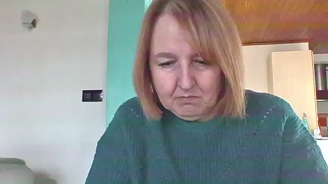 Snapshot of Sandcoq chatting on March 6, 2026, 2:35 pm Sandcoq online show from March 6, 2026, 2:35 pm