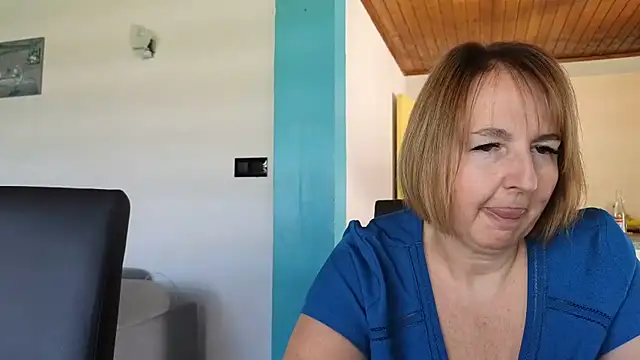 Sandcoq online show from June 11, 2026, 10:46 am