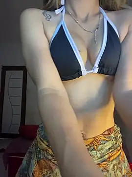 Carolinen online show from September 26, 2025, 9:52 pm