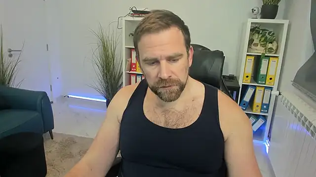 John-E-Dough online show from December 2, 2025, 8:52 am