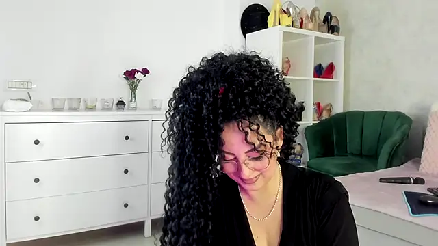 anissia teaser online show from September 30, 2025, 5:34 am