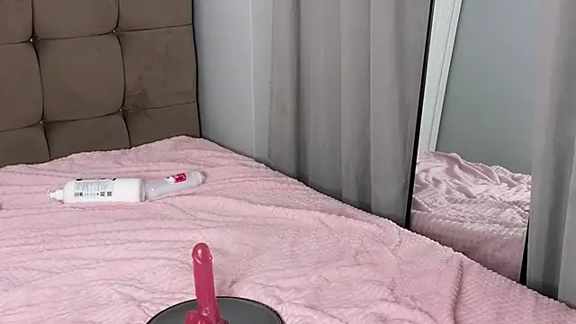 magnificent angel online show from February 20, 2025, 10:26 pm