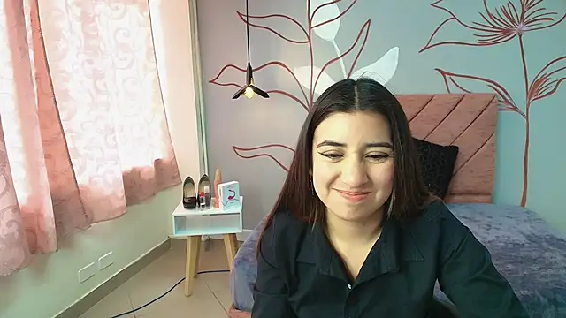 Snapshot of Aly_Cute_ chatting on December 6, 2024, 3:11 pm Aly Cute online show from December 6, 2024, 3:11 pm