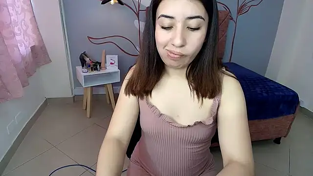 Snapshot of Aly_Cute_ chatting on January 20, 2025, 2:57 pm Aly Cute online show from January 20, 2025, 2:57 pm