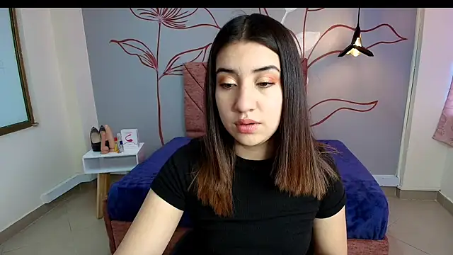 Snapshot of Aly_Cute_ chatting on January 30, 2025, 12:06 pm Aly Cute online show from January 30, 2025, 12:06 pm