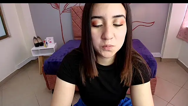 Snapshot of Aly_Cute_ chatting on January 30, 2025, 3:19 pm Aly Cute online show from January 30, 2025, 3:19 pm