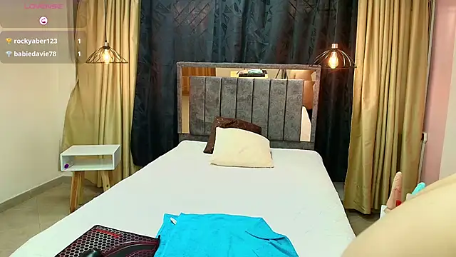 Snapshot of Aly_Cute_ chatting on March 15, 2025, 10:33 pm Aly Cute online show from March 15, 2025, 10:33 pm