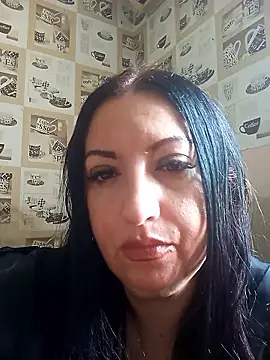 Veronica-Celie online show from May 6, 2026, 11:15 am