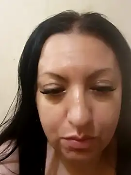 Veronica-Celie online show from May 27, 2026, 7:55 pm