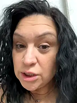 Snapshot of AlyssiaAmoreXO chatting on December 2, 2025, 2:01 pm AlyssiaAmoreXO online show from December 2, 2025, 2:01 pm