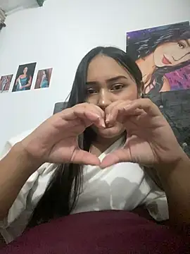 YuliiCamm online show from December 10, 2024, 12:50 am