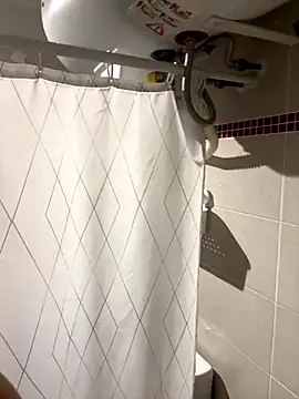 Snapshot of lescro95_ chatting on November 2, 2025, 3:03 pm lescro95 online show from November 2, 2025, 3:03 pm