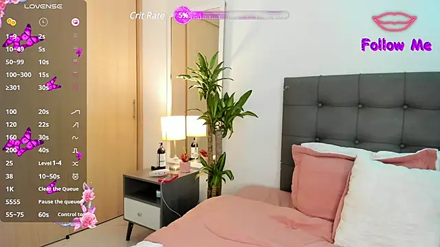 charlotte james0 online show from March 23, 2025, 2:59 am