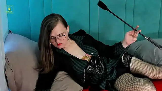 YukoFanee online show from December 19, 2024, 3:07 am