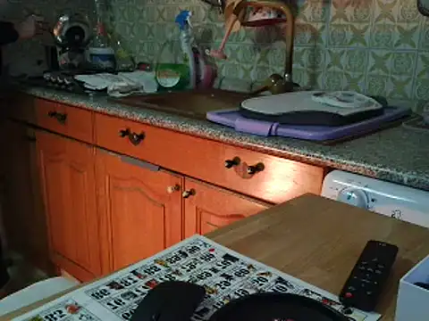 VeneRed online show from November 21, 2025, 9:41 am