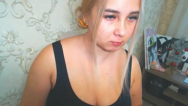 Snapshot of DolphinDreams chatting on January 16, 2026, 10:52 am DolphinDreams online show from January 16, 2026, 10:52 am