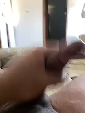 Fenix1002 online show from November 18, 2025, 2:32 pm