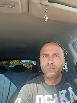 Snapshot of Lecatore80 chatting on July 3, 2026, 4:13 pm Lecatore80 online show from July 3, 2026, 4:13 pm