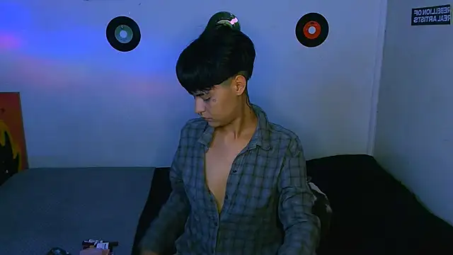 alex one888 online show from November 25, 2025, 2:33 am