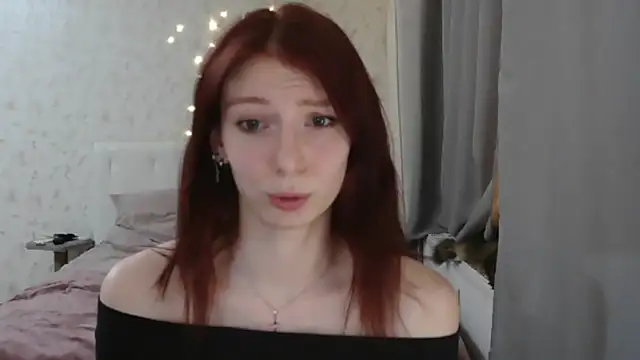 KateBunny online show from December 17, 2025, 3:18 pm