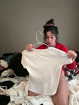 Snapshot of lonelylexxxie chatting on November 17, 2025, 3:40 pm lonelylexxxie online show from November 17, 2025, 3:40 pm