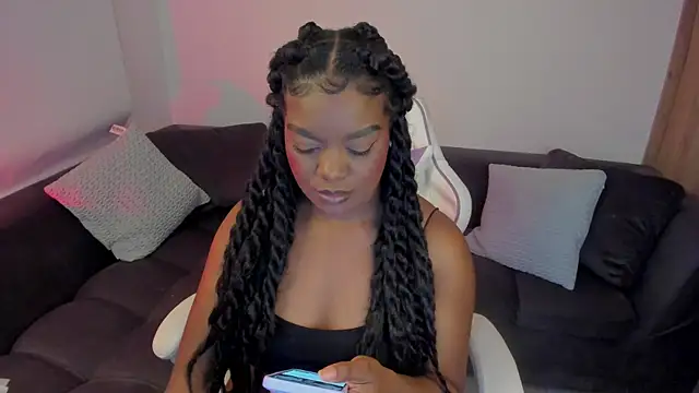 Im Maria online show from October 12, 2025, 2:10 am