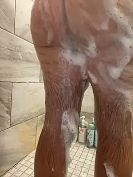 Snapshot of Looneytunes12345 chatting on November 16, 2025, 2:50 am Looneytunes12345 online show from November 16, 2025, 2:50 am