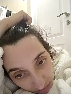 Snapshot of Iren chatting on March 18, 2026, 11:35 am Iren online show from March 18, 2026, 11:35 am