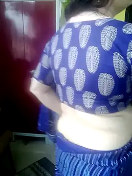 Snapshot of Raja_Ranii chatting on January 17, 2025, 5:32 am Raja Ranii online show from January 17, 2025, 5:32 am