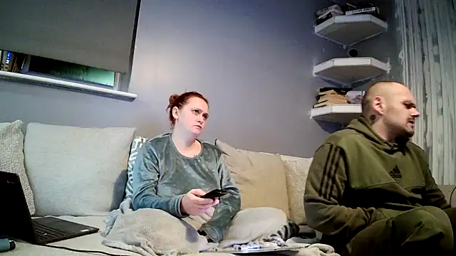 Snapshot of DynamicDuo_oxo chatting on January 6, 2025, 6:41 pm DynamicDuo oxo online show from January 6, 2025, 6:41 pm