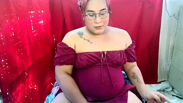 UrAmazingCassy online show from November 4, 2025, 5:17 am