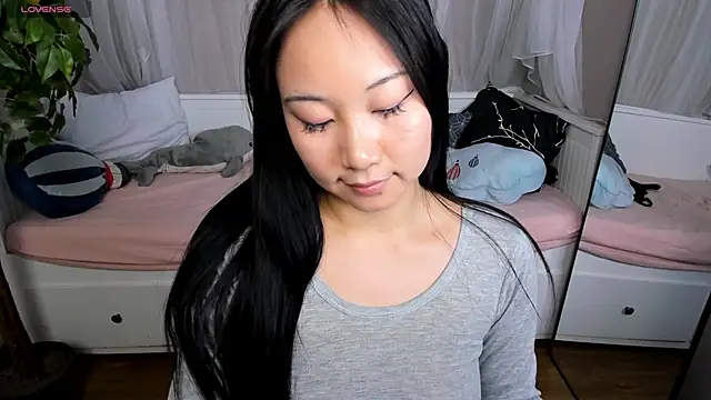 Snapshot of Inari_Okami_ chatting on January 18, 2025, 11:55 pm Inari Okami online show from January 18, 2025, 11:55 pm