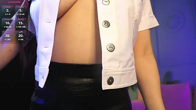 Inari Okami  online show from October 8, 2025, 6:11 am