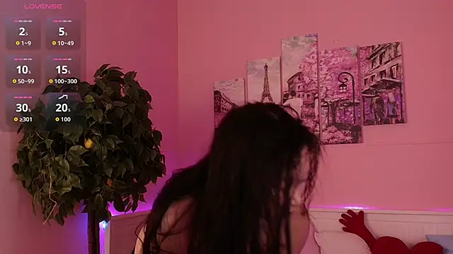 Inari Okami  online show from November 6, 2025, 9:05 pm