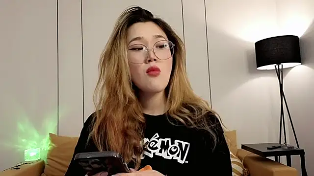 Jennatyan online show from February 27, 2026, 9:09 am