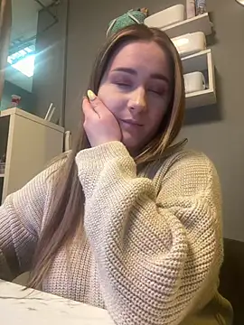 Emma B1uem online show from January 12, 2025, 7:32 am