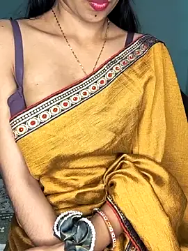 cute simmy0 online show from June 8, 2026, 2:28 pm