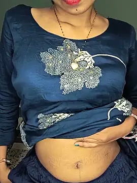 cute simmy0 online show from June 10, 2026, 2:49 pm