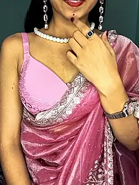 cute simmy0 online show from June 15, 2026, 1:24 pm