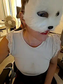 Hexe12346 online show from July 19, 2026, 1:59 pm