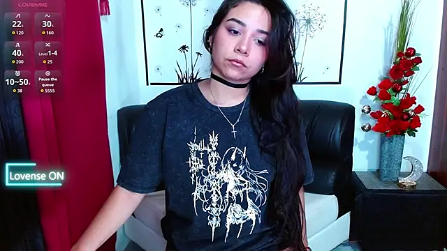 Snapshot of Lune_Claire chatting on January 8, 2026, 12:02 am Lune Claire online show from January 8, 2026, 12:02 am