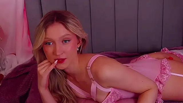 MiaNixan online show from January 9, 2026, 7:22 am