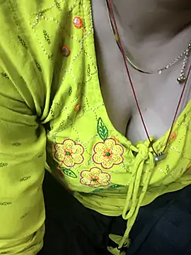 kaveerpooja947 online show from February 10, 2026, 4:00 pm