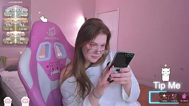 Colleen Blake online show from December 3, 2025, 5:00 pm