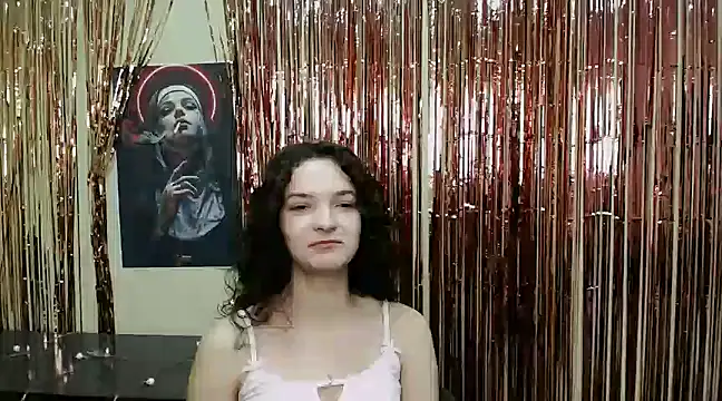  SusieSu  online show from December 2, 2024, 1:13 pm